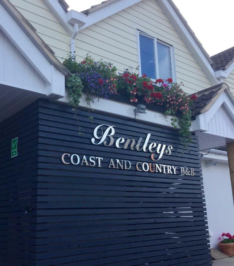 Bentleys Coast And Country B&B Lymington Exterior foto