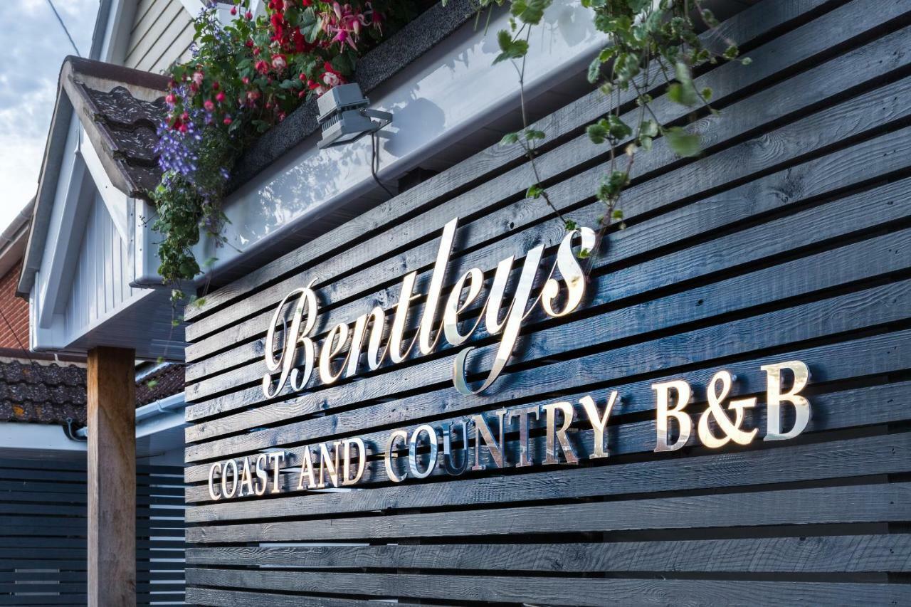 Bentleys Coast And Country B&B Lymington Exterior foto